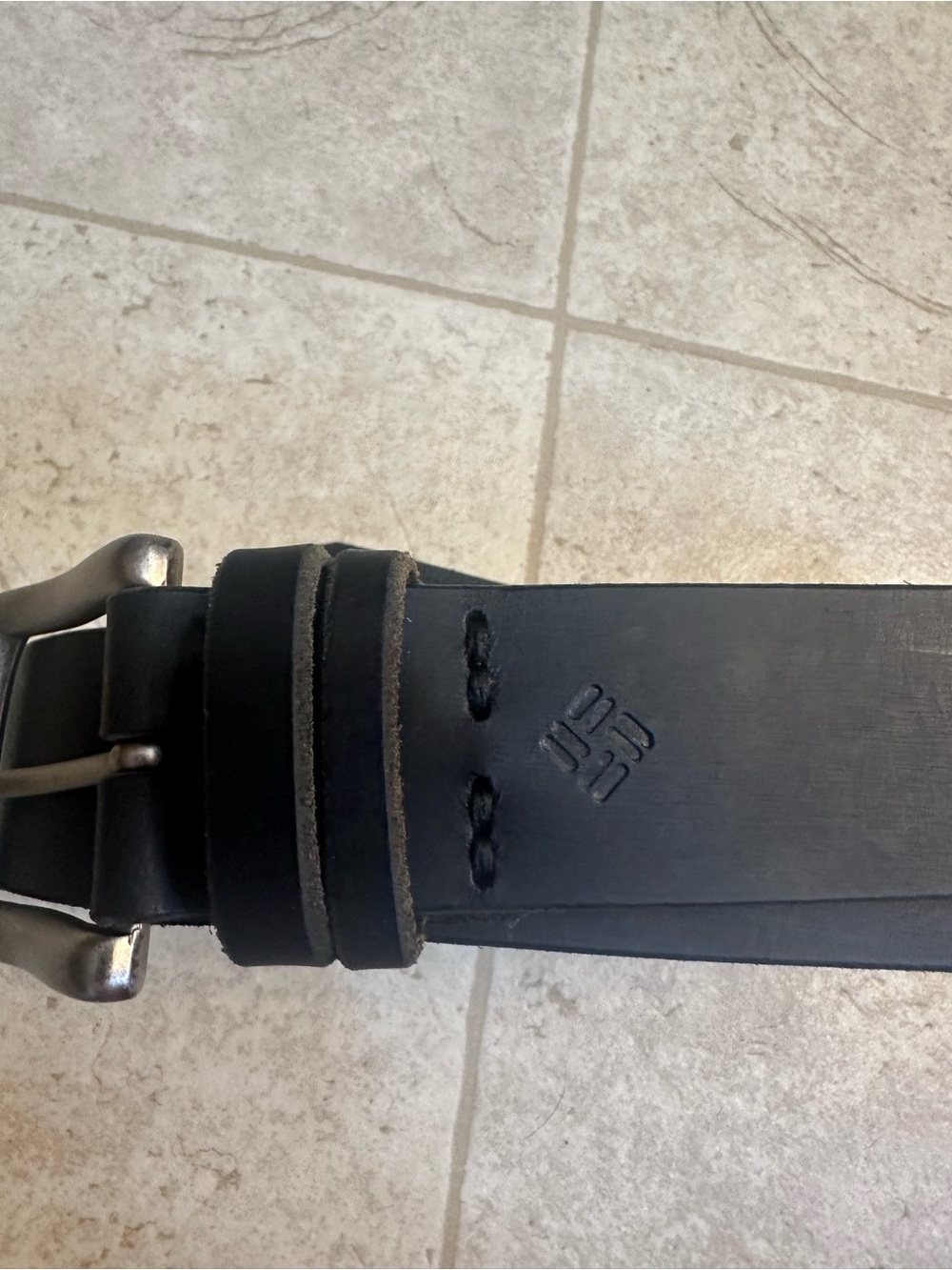 Columbia Black Leather Men's Belt with Silver Buckle Size 34